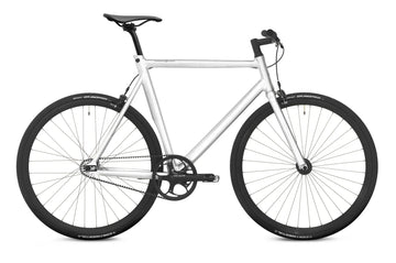 Schindelhauer Viktor - Simple Bike Store